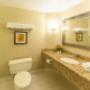 Executive Queen Bathroom Executive Queen Bathroom