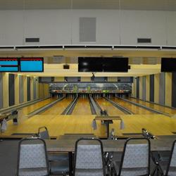 Chinook Lanes & Squash Courts