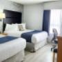 queen beds c queen beds c