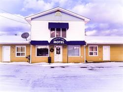 Chain Of Lakes Motel