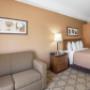 Artistically appointed guest room Artistically appointed guest room