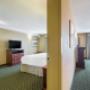 Well-equipped suite Well-equipped suite