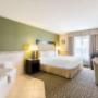 King suite with whirlpool bathtub King suite with whirlpool bathtub
