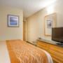 Guest room with flat-screen television Guest room with flat-screen television