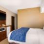 Guest room with one bed Guest room with one bed