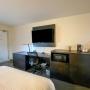 Guest room with queen bed(s) Guest room with queen bed(s)