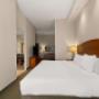 Suite King with Vaulted Ceilings Suite King with Vaulted Ceilings