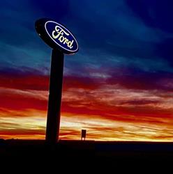 Castle Ford Sales