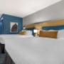 Guest room with queen bed(s) Guest room with queen bed(s)