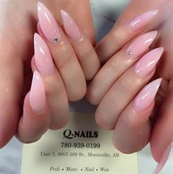 Q Nails