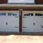 Carriage style garage doors
insulated with thermal windows Carriage style garage doors
insulated with thermal windows