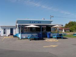 Cantine Relais 202 Lacolle