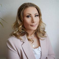 Kara Pfeifer - Mortgage Broker