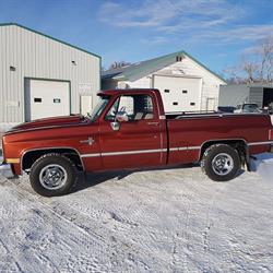 Dale & Lisa's Farm & Auto Ltd