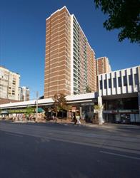 140 Carlton
