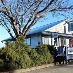 Visitor Centres - Qualicum