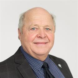 Karl Gola - Remax