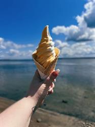 Hamilton River Convenience & Creamery