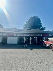 Crooked Goose Smoke House