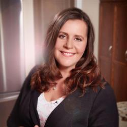 Alison Willsey - Real Estate Broker-Peak Realty Ltd.