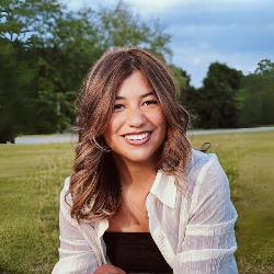 Jessica Kee – Realtor at Right at Home Realty